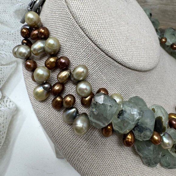 Chunky Prehnite & Pearl Multicolor Statement Necklace Freeform shape - Picture 6 of 11